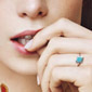 Elettra Wiedemann pour les Bijoux Dinh Van