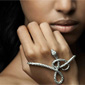 Les Nouveaux Bracelets de Main Privé Jewellery