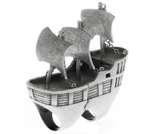 Bague Bateau de Pirates par nOir Jewelry